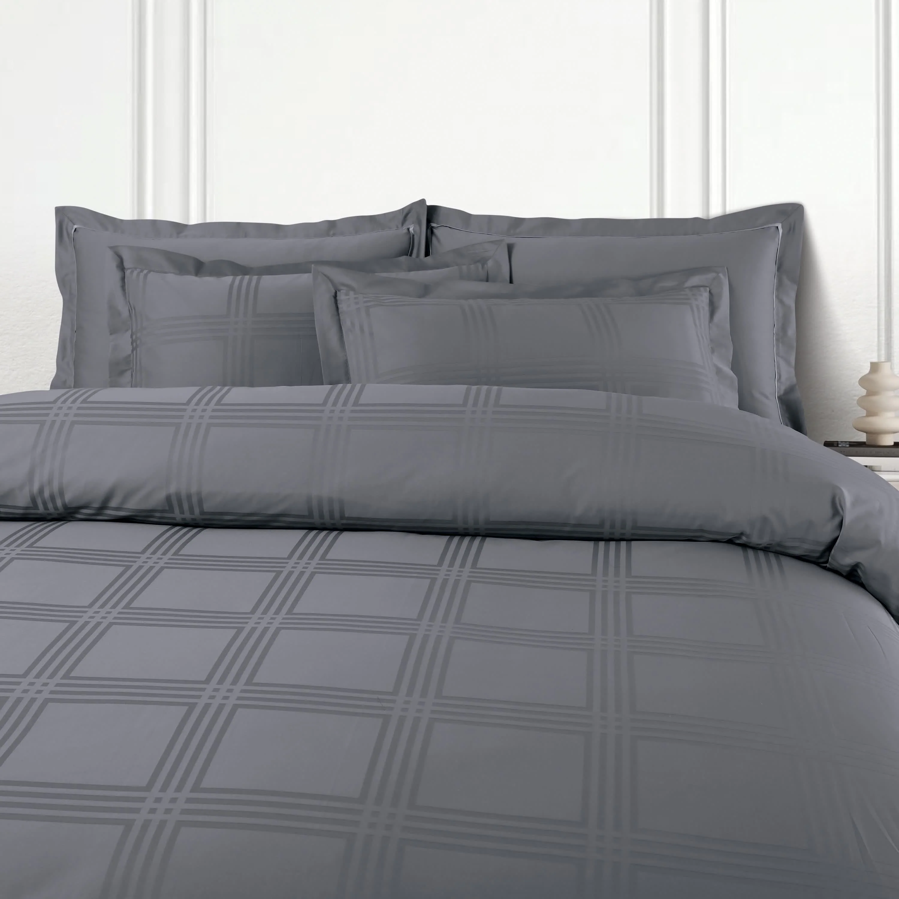 Amalfi Jacquard Duvet Cover Set - Grey - Image 3