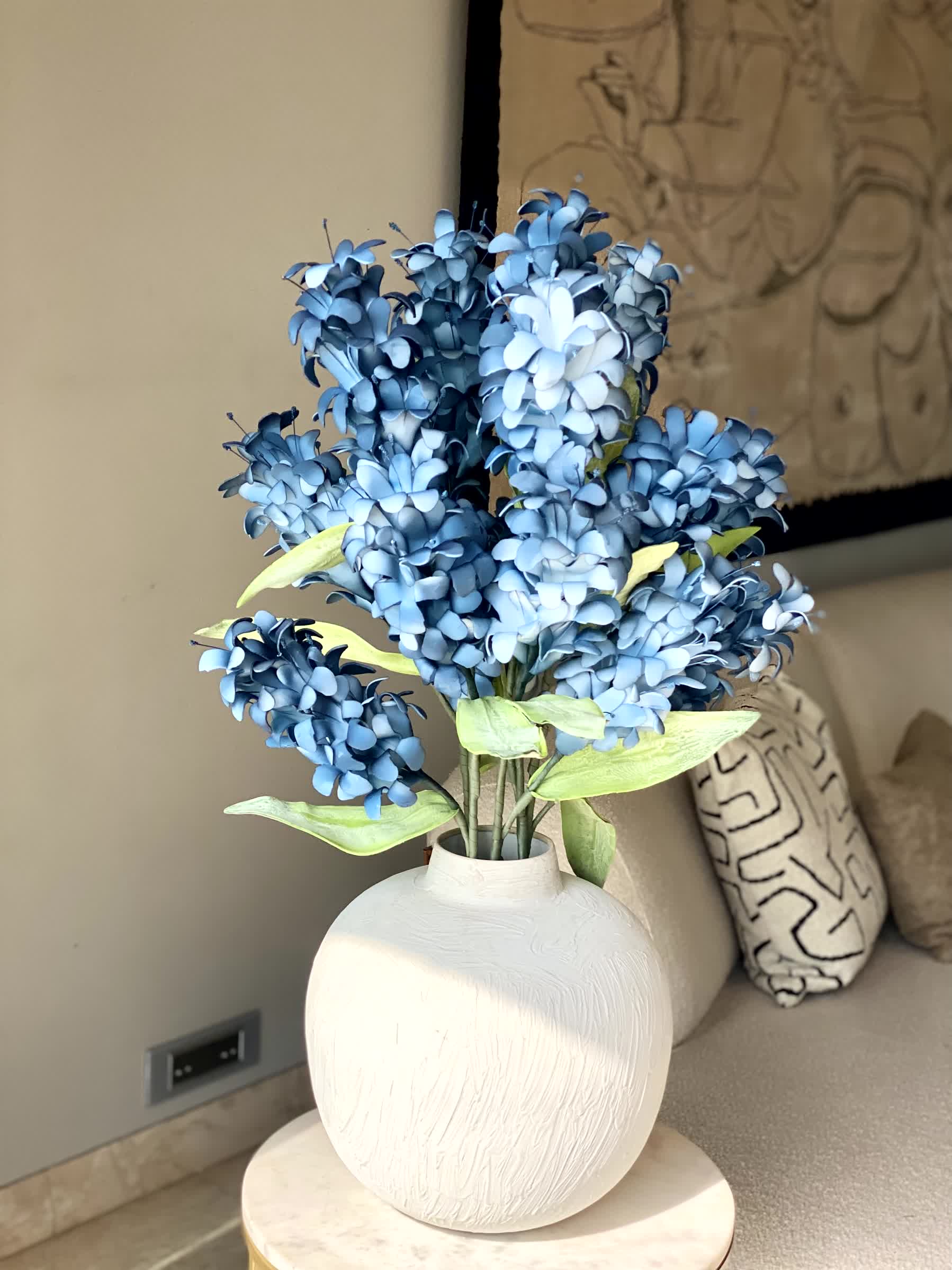 Artificial Madonna Lily Flower Stem - Blue Ombre (One Stem) - Image 4