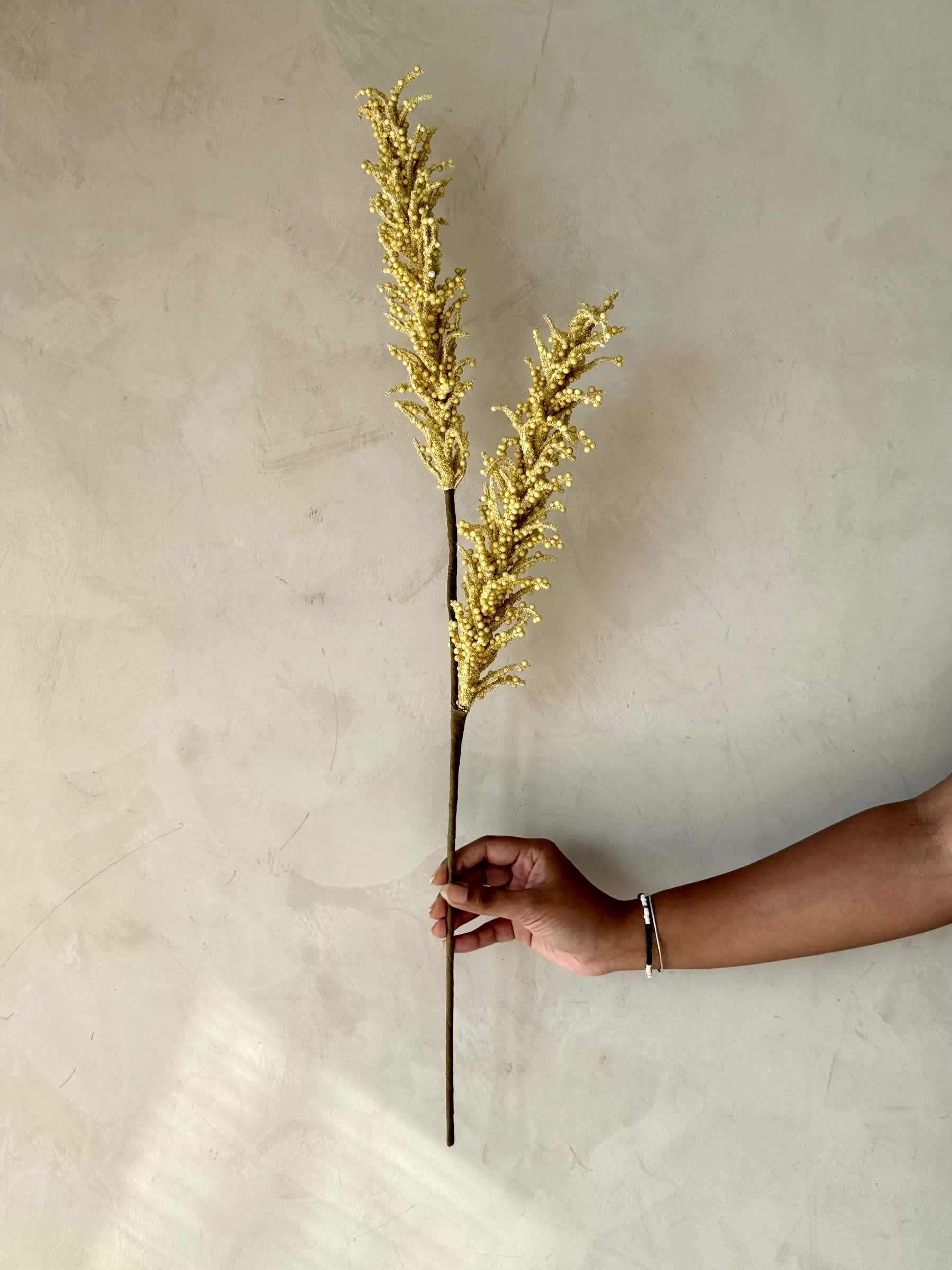 Artificial Pampas Reed Stem - Yellow (One Stem) - Image 3