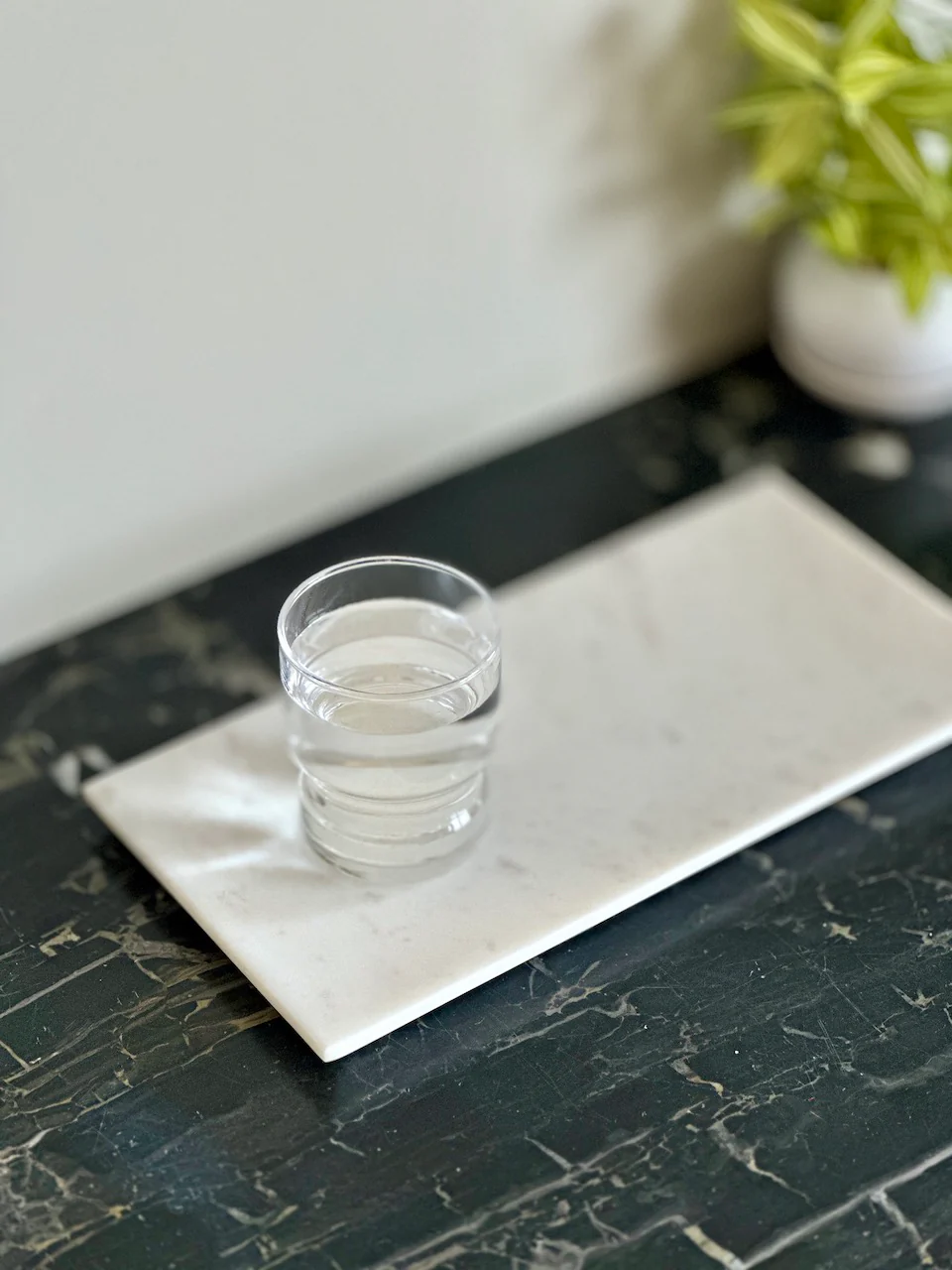 Auric White Marble Flat Tray - Image 3