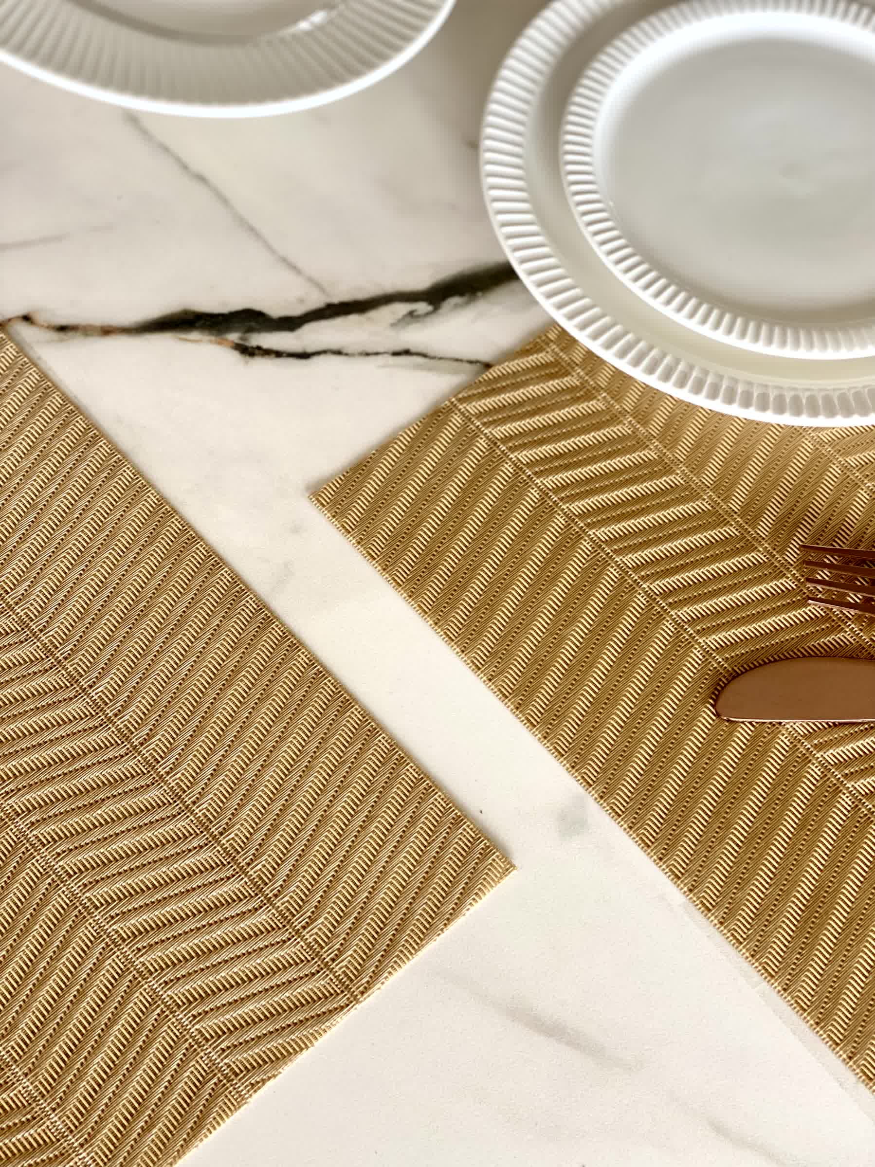 Chevron Table Mats - Gold (Set of 6) - Image 3