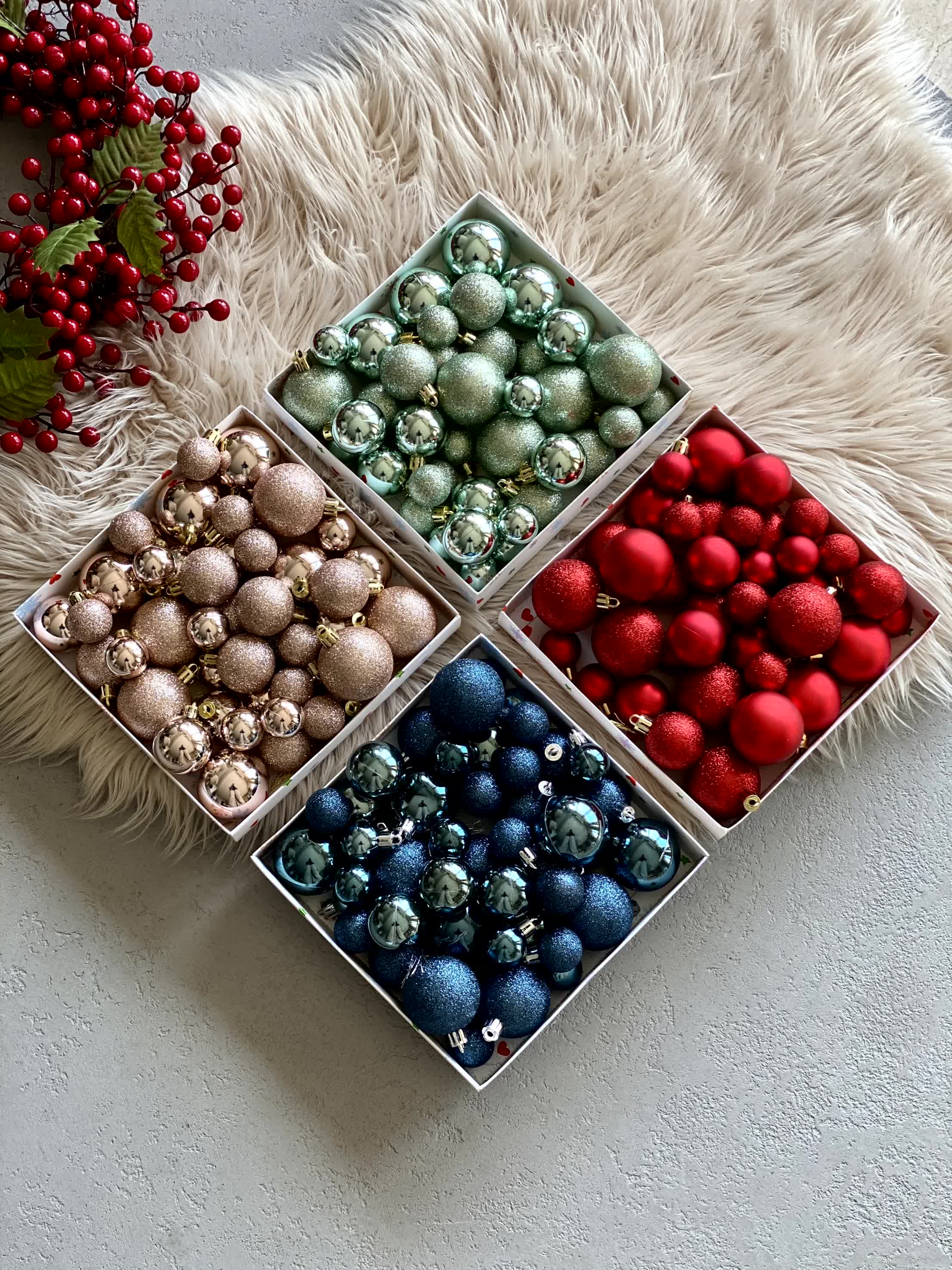 Christmas Aurora Ball Set - Green (Set of 44) - Image 5