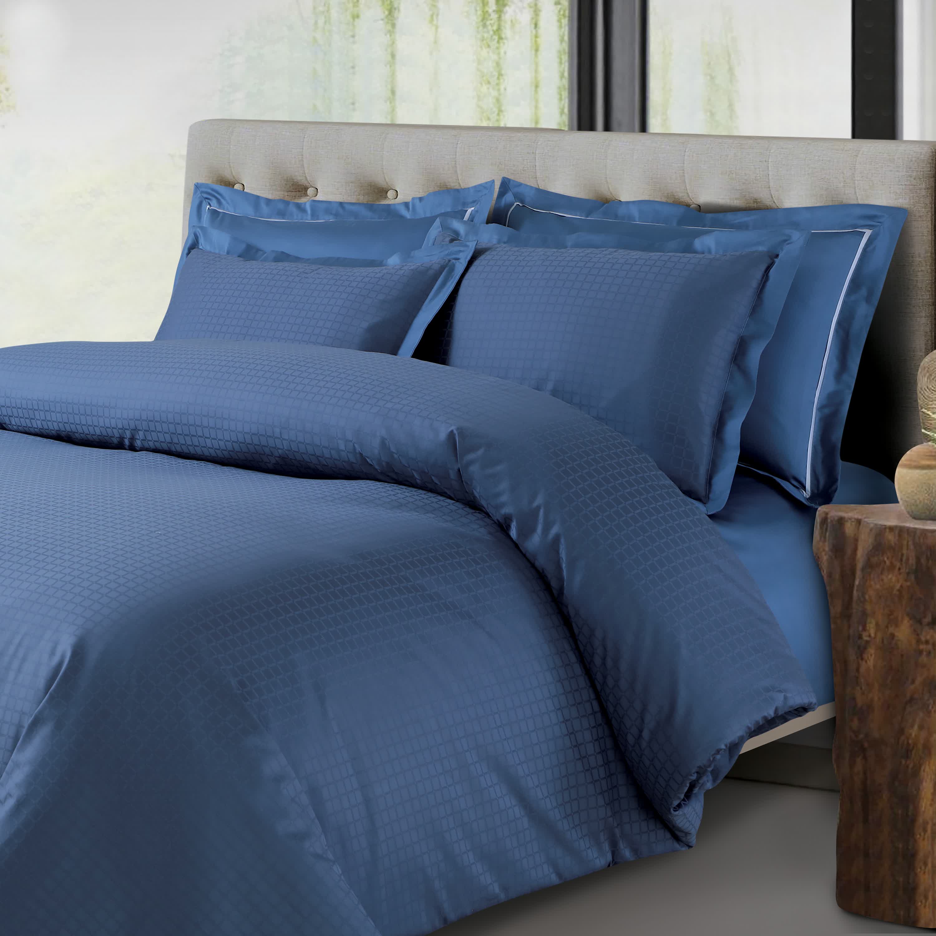 Como Jacquard Duvet Cover Set - Legion Blue - Image 5