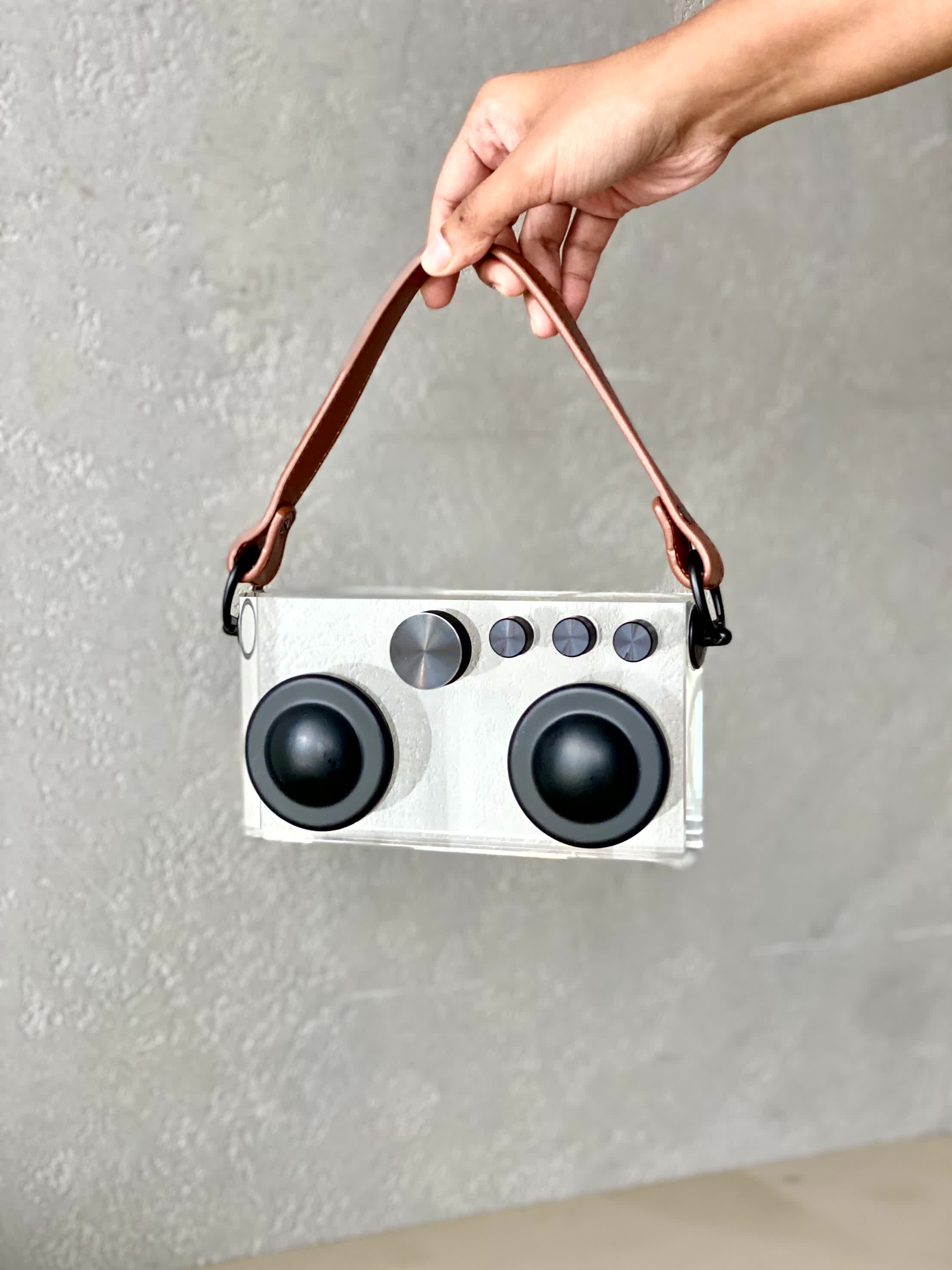 Classic Retro Radio Artefact - Image 3