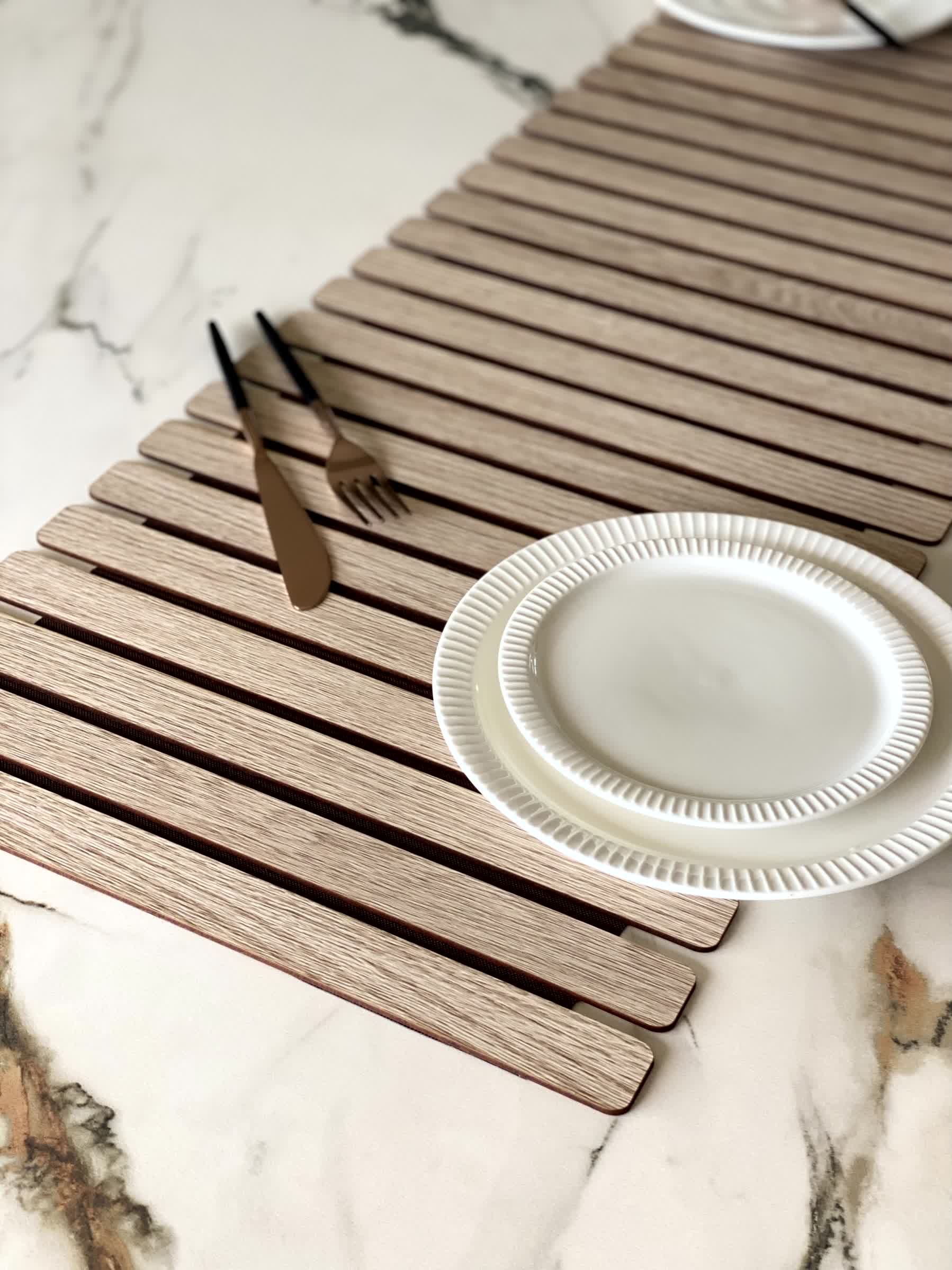 Elm Foldable Table Runner - Cream (3 Feet) - Image 4