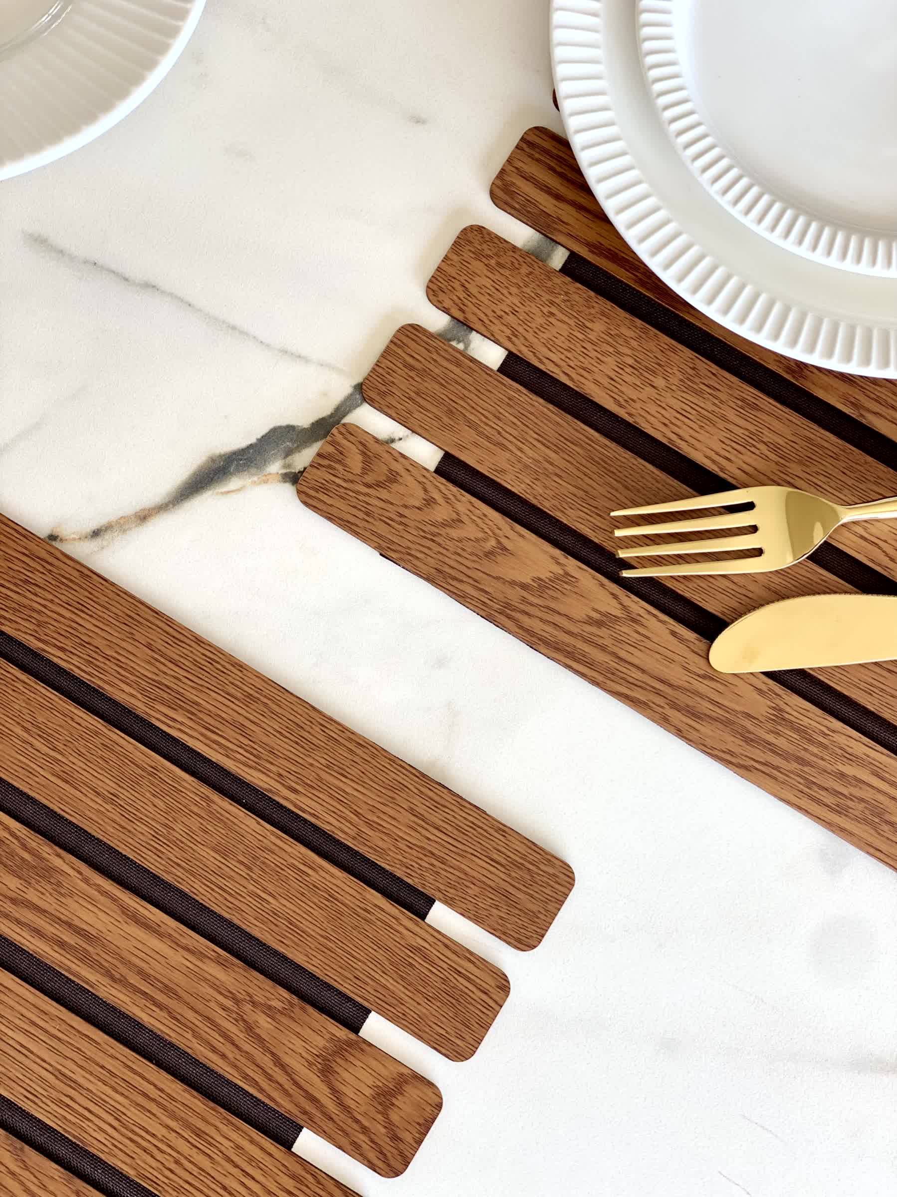 Elm Foldable Table Mats (Set of 2) - Brown - Image 4