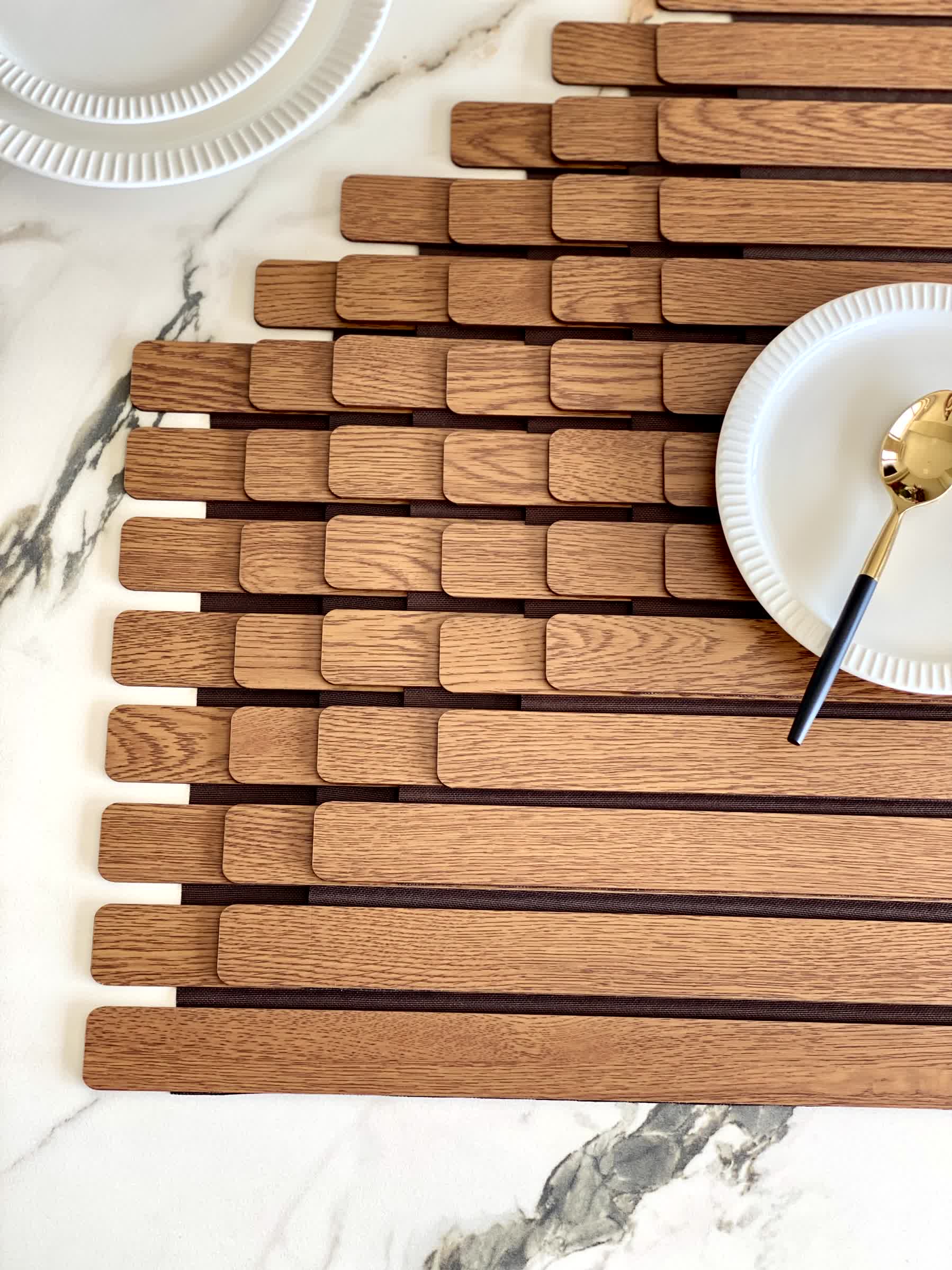 Elm Foldable Table Mats (Set of 2) - Brown - Image 5