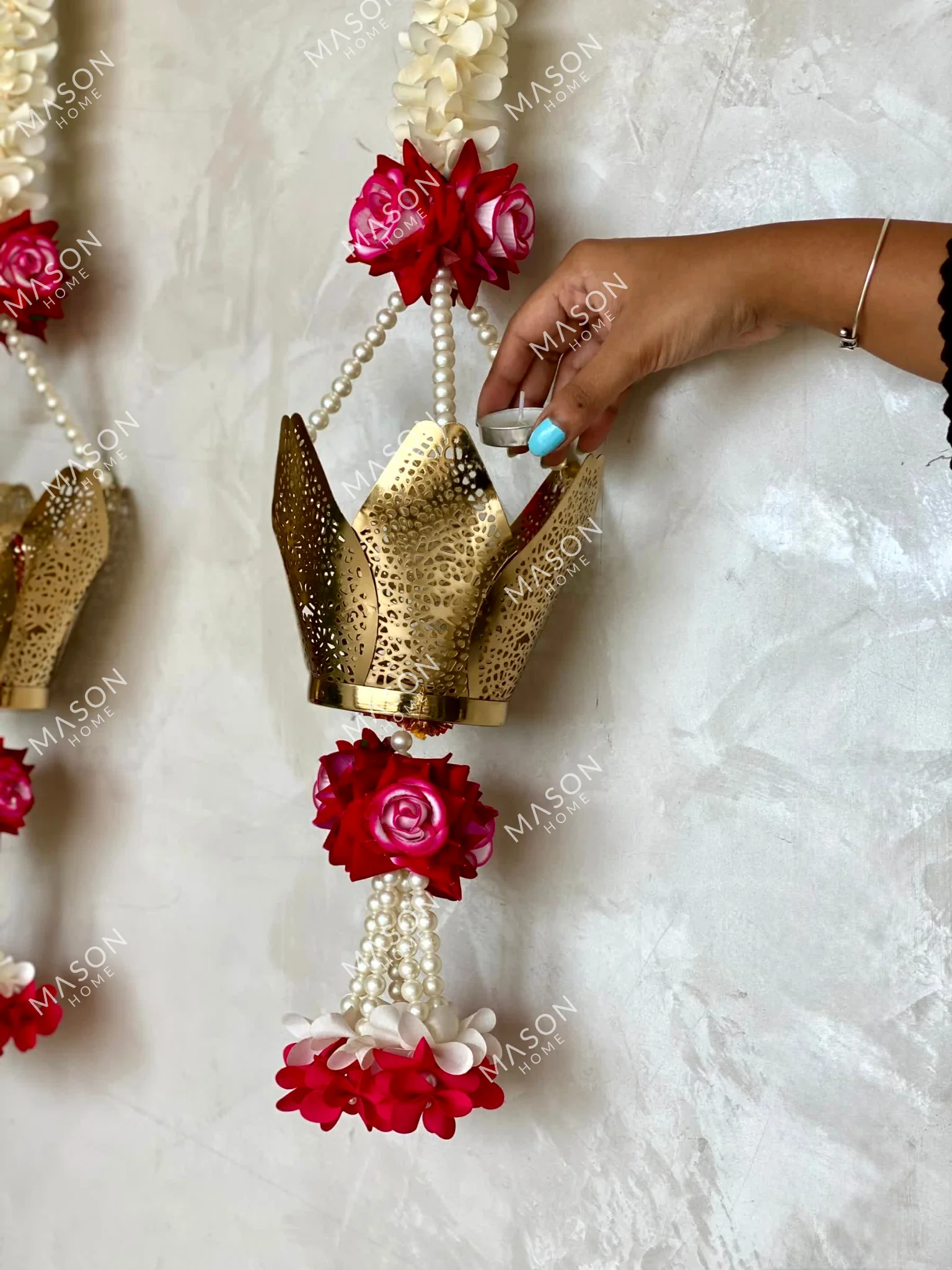 Festive Soraya Bloom Latkan - Set of 2 - Image 3