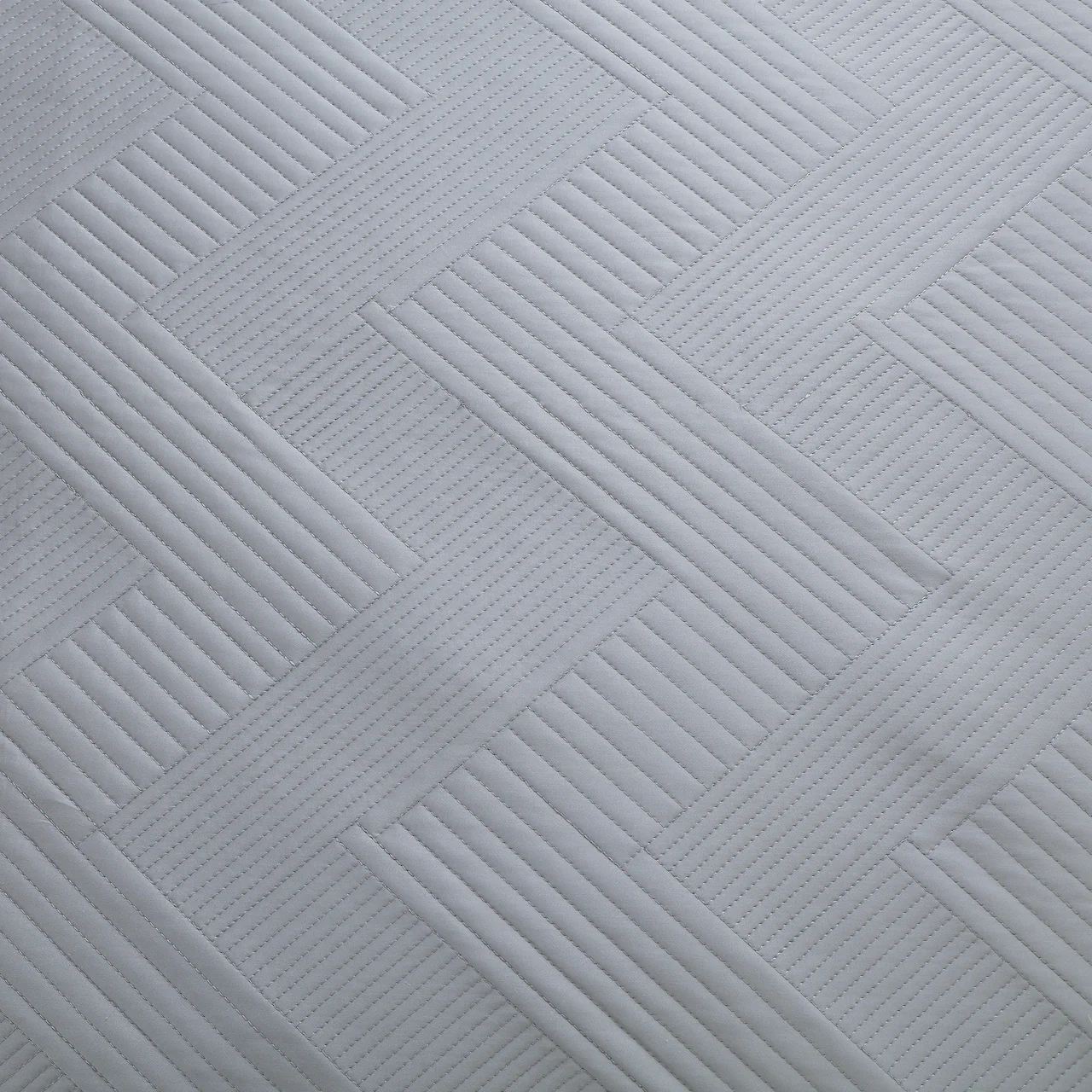 Kairo Quilted Bedcover - Pearl Grey - Image 3
