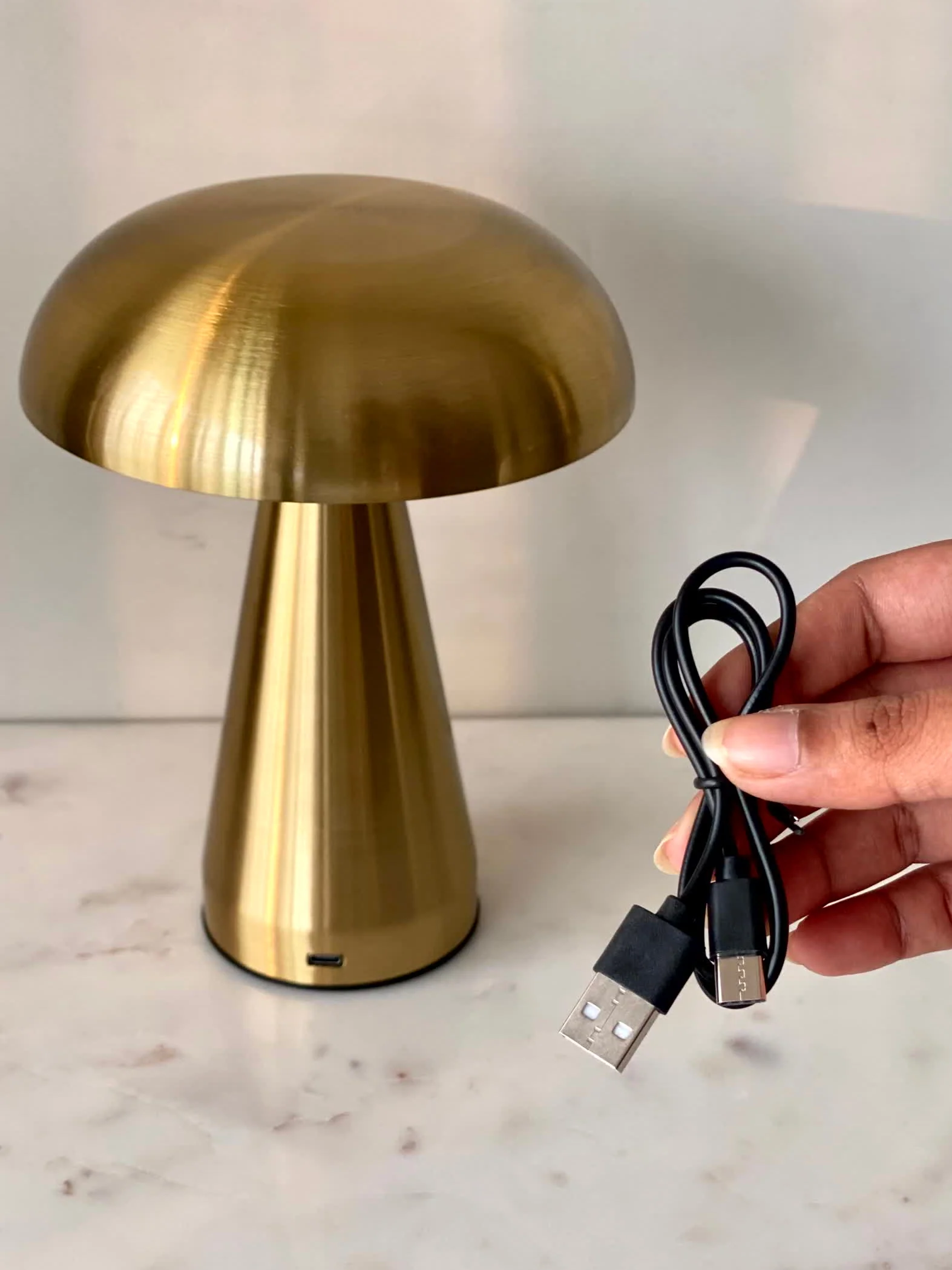 Luxor Table Lamp - Image 6