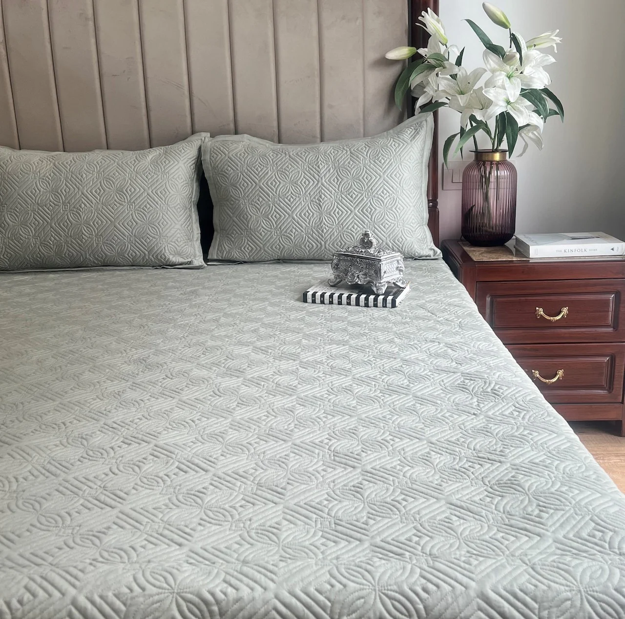 Oasis Sage Green Cotton Reversible Bedspread - Image 3