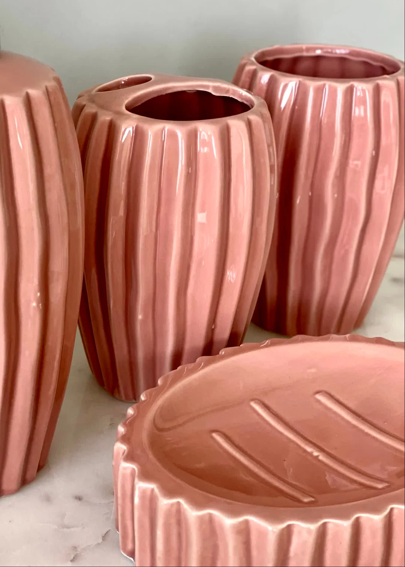 Ribbed Ceramic Bathroom Set - Peach - Image 8